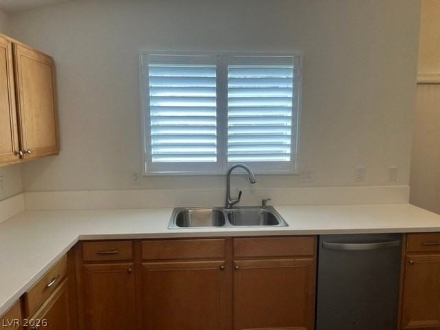 10199 Spider Rock Ave - Photo 3 of 24