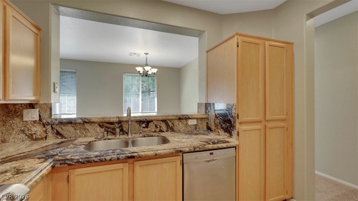 3925 Palm Beach St #201 - Photo 7 of 18