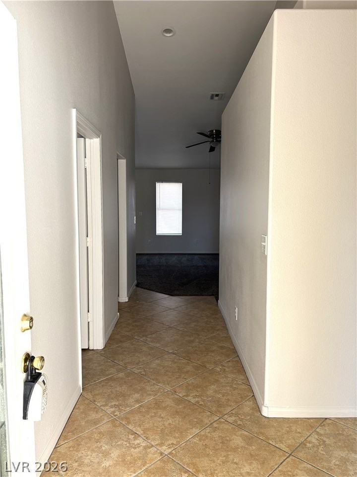 9986 Catalina Canyon Ave - Photo 7 of 30