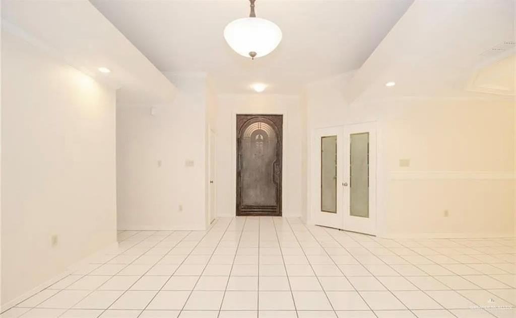 7612 N 20th St - Photo 5 of 30