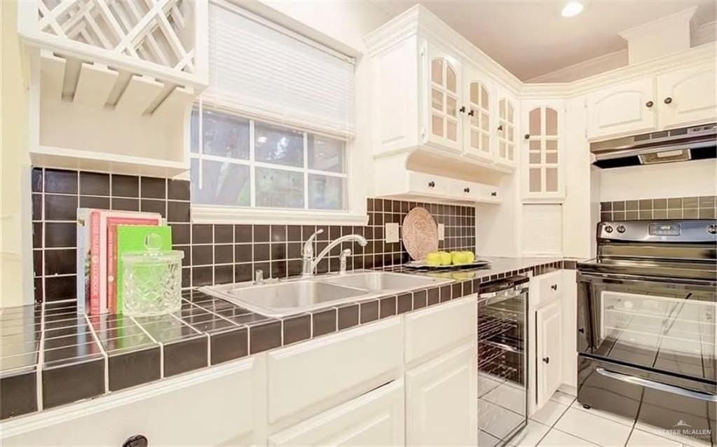 7612 N 20th St - Photo 6 of 30