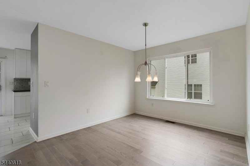450 Vanderveer Rd - Photo 7 of 46