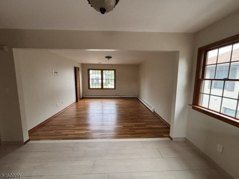 254 Phillips Ave - Photo 2 of 6