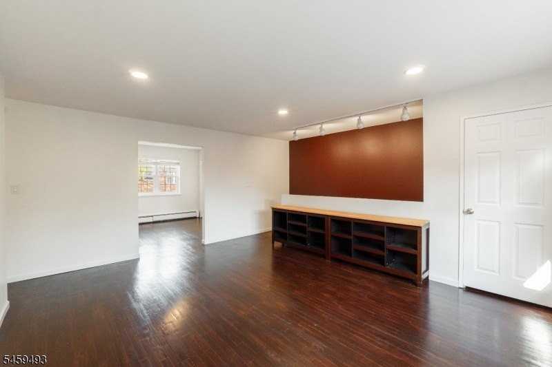 1269 Valley Rd #B - Photo 2 of 14