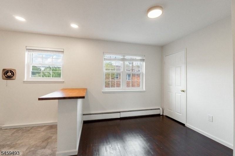 1269 Valley Rd #B - Photo 5 of 14