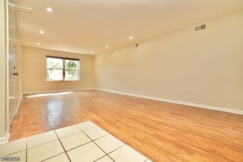 63 Seymour Ave Apt 1st #1 - Photo 6 of 18