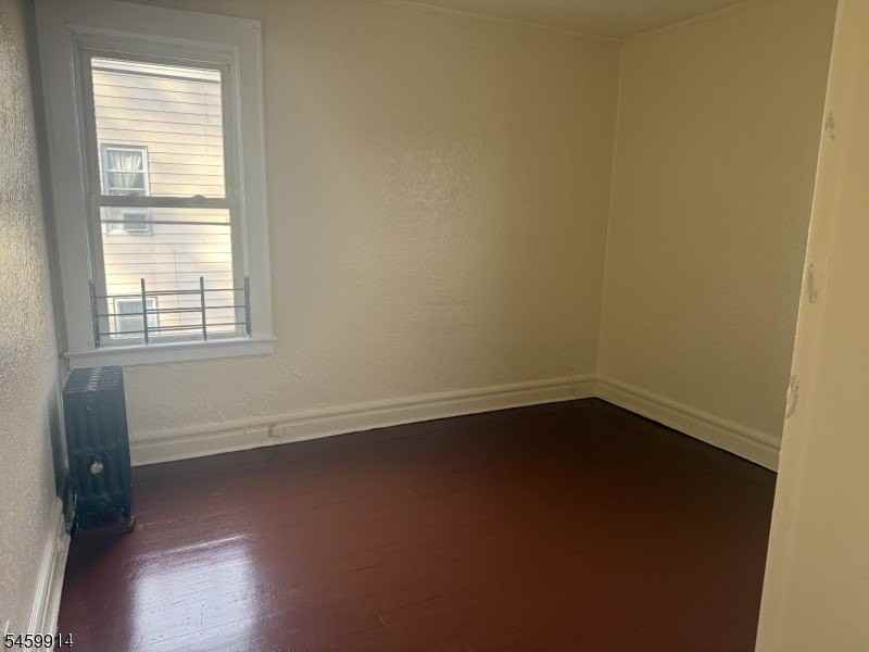 103 Sanford Pl #2L - Photo 4 of 11