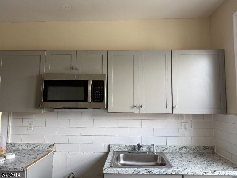 103 Sanford Pl #2L - Photo 5 of 11