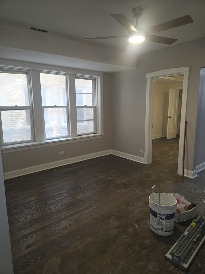 4650 North Paulina Street, Unit 1S - Photo 6 of 12