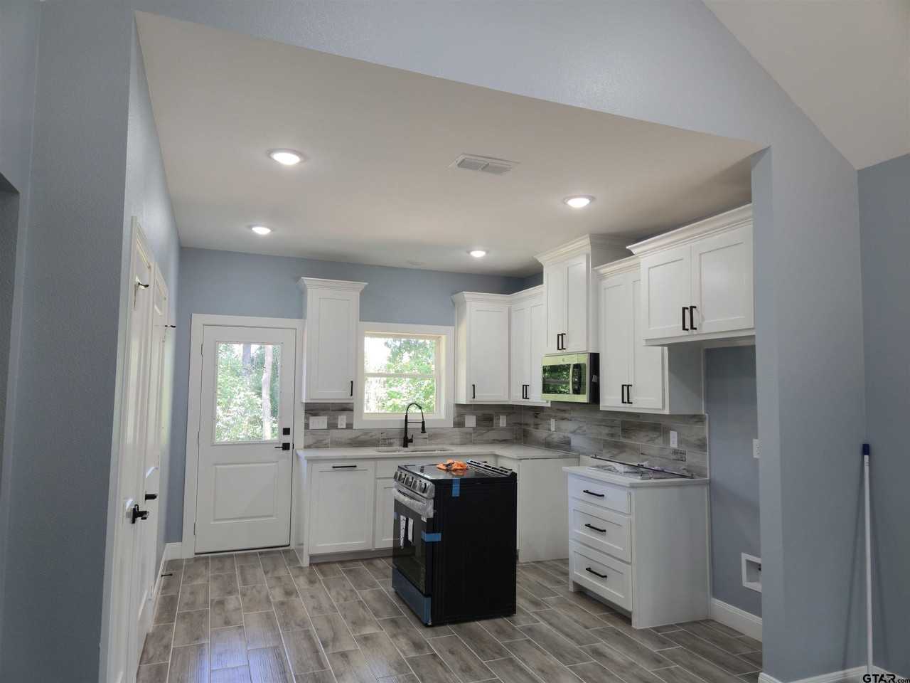 8129 County Road 485 - Photo 5 of 20