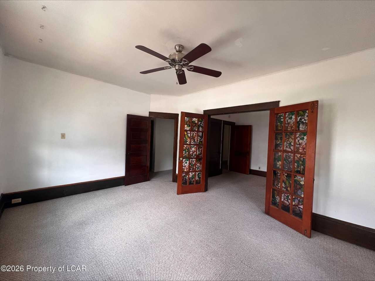 482 Carey Ave #1-2 - Photo 2 of 19