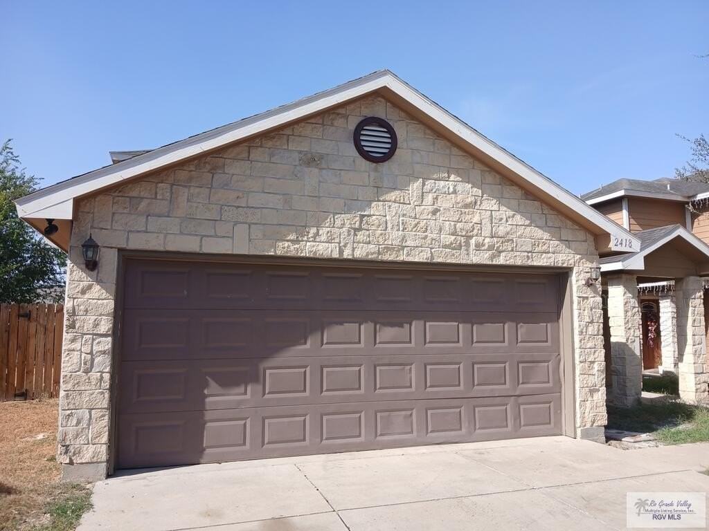 2418 Ailani Cir - Photo 2 of 19