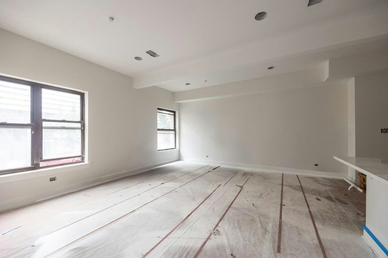 827 West Montrose Avenue, Unit 1 - Photo 5 of 14
