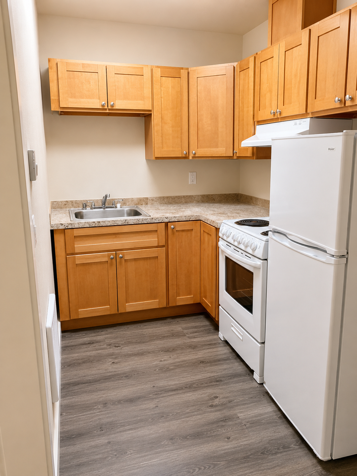 204 4th Ave W - Photo 3 of 37