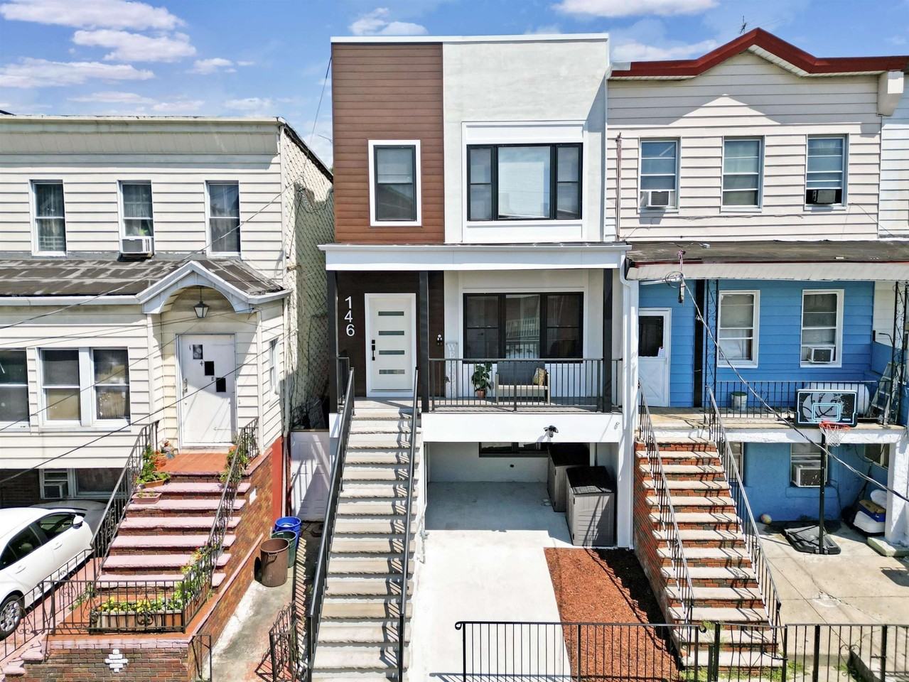 146 Congress St #1
