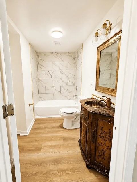 704 N Grimes St #1 - Photo 5 of 10