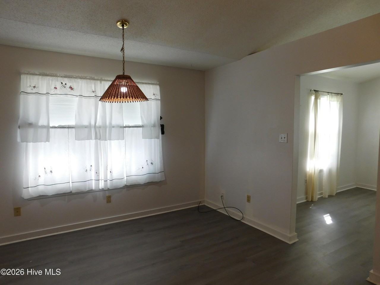 3611 Windy Trl - Photo 7 of 32