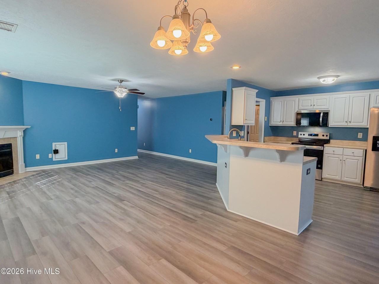 556 Stirling Bridge Rd - Photo 7 of 25