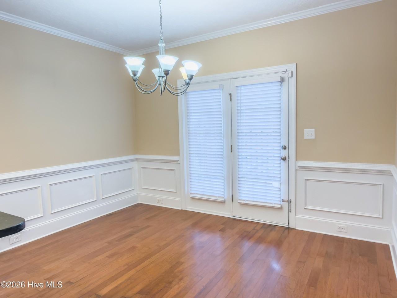131 Coach Ln - Photo 7 of 28