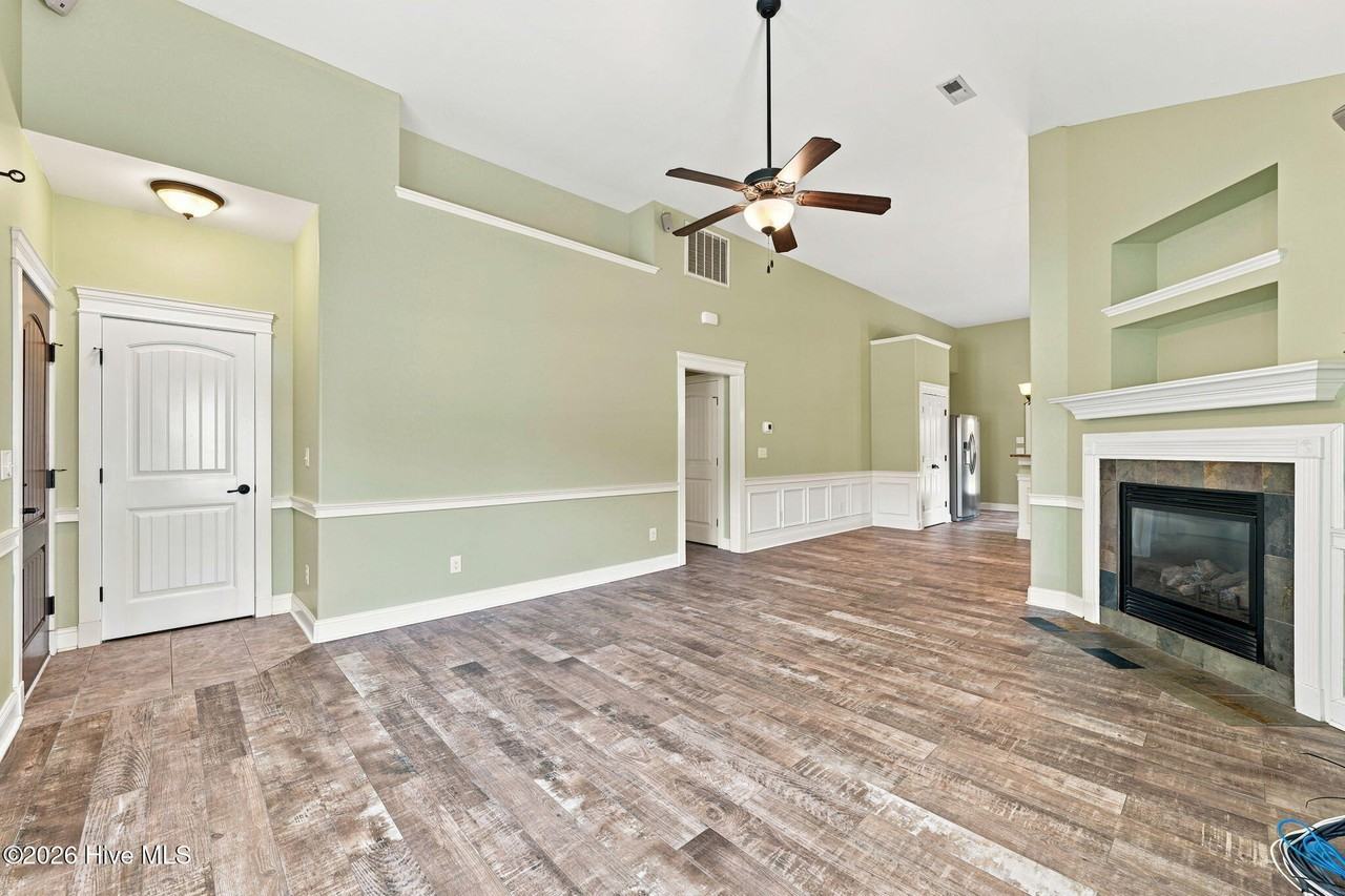 210 Station House Rd - Photo 5 of 33
