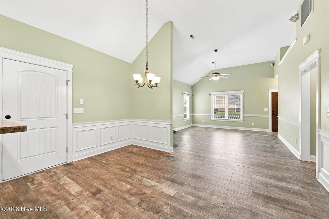 210 Station House Rd - Photo 6 of 33