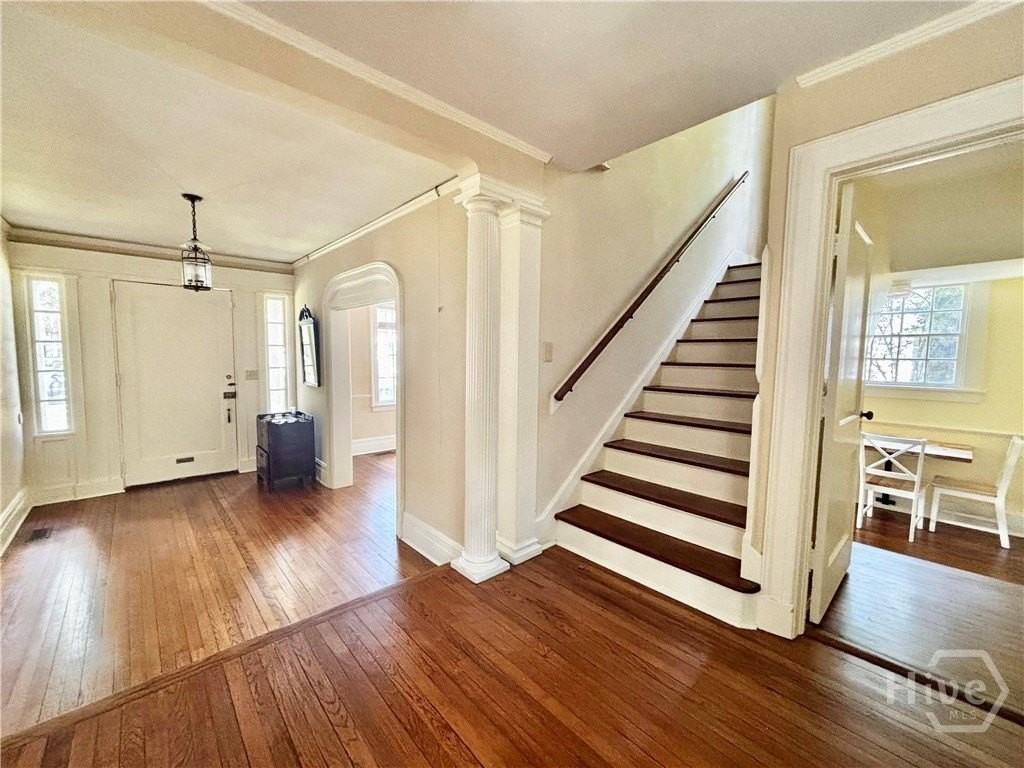 315 E 45th St - Photo 6 of 28