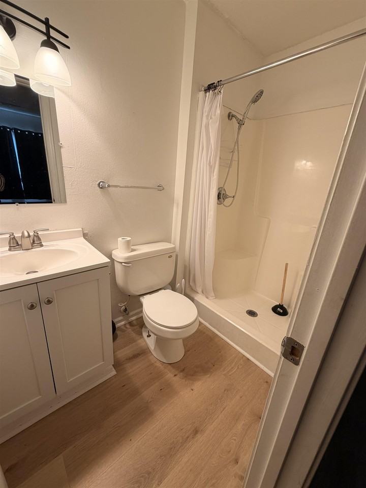 3 27th St #109 - Photo 6 of 7