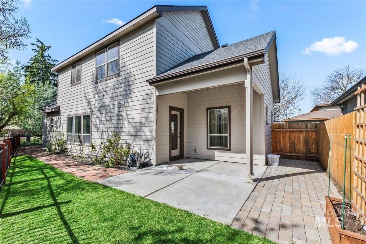 2516 N Cisco Ln - Photo 5 of 36