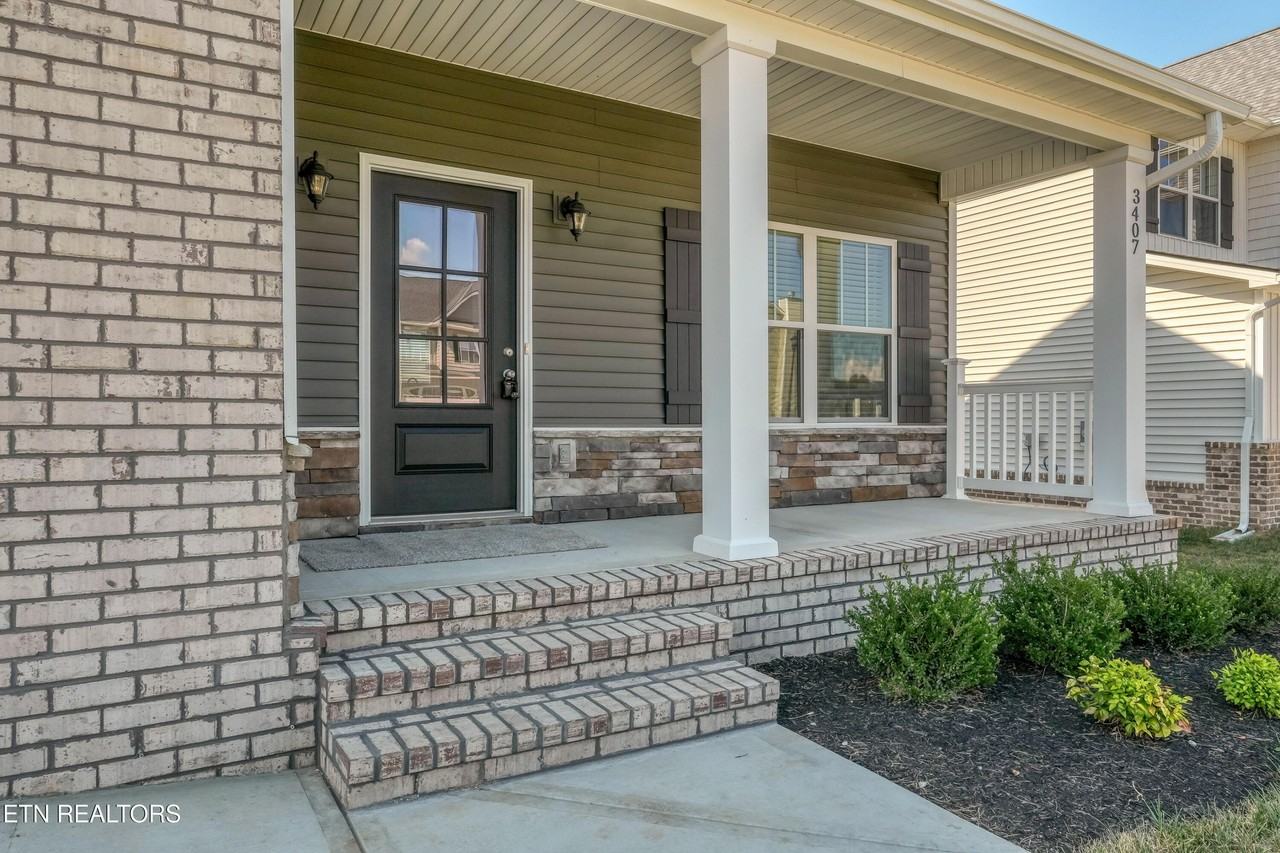 3407 Song Sparrow Dr - Photo 6 of 50