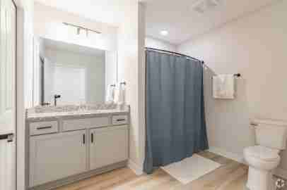 Oakwood Landings - Photo 7 of 50