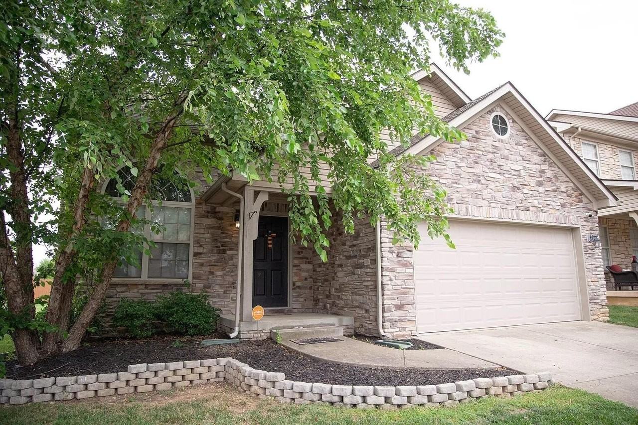 2505 Langstane Ln - Photo 2 of 24