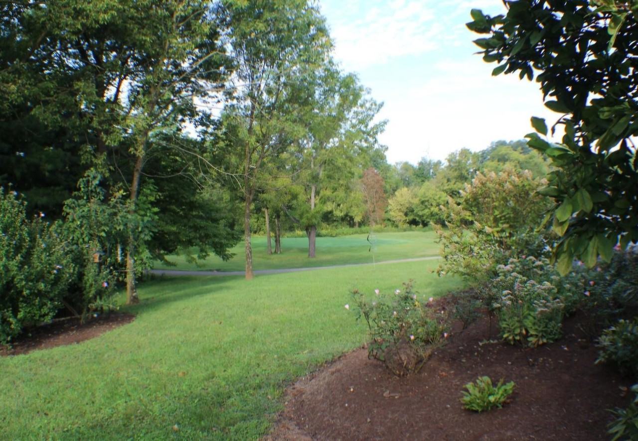106 Saint Andrews Way - Photo 7 of 19
