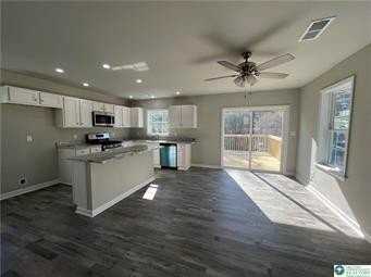 530 Market St #2ndFL - Photo 3 of 10