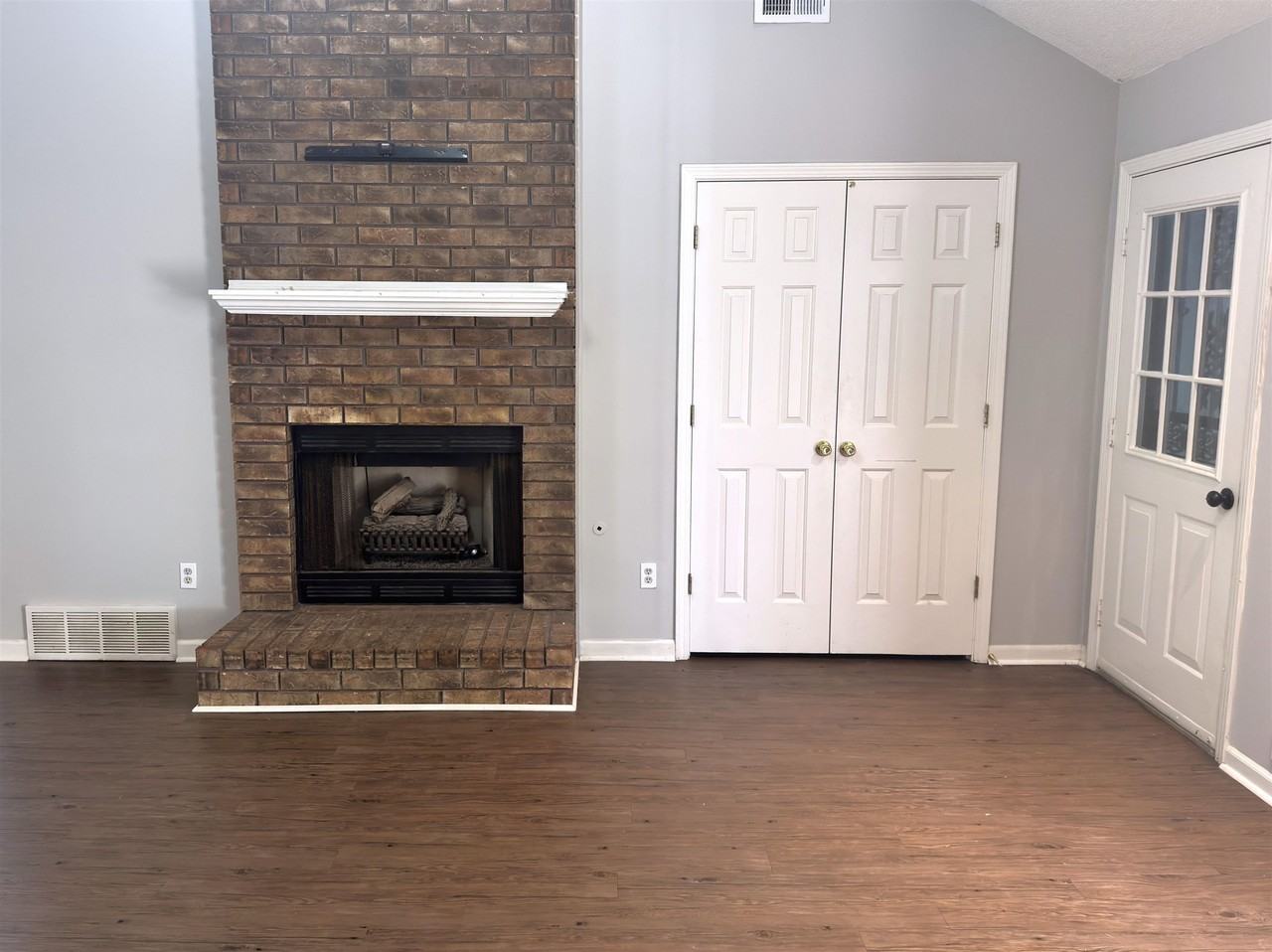 2806 Maryland Cir E - Photo 3 of 19