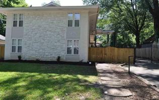 featured image of 216 N Hollywood St #10