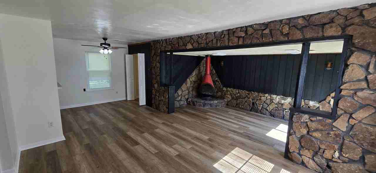 5200 Broken Oak Dr - Photo 2 of 12