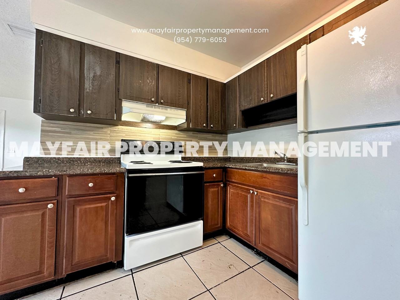 4800 Serafica Drive - Photo 2 of 32