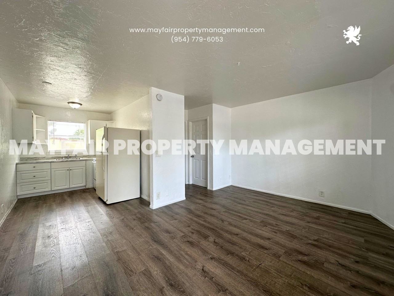 225 South B Street - Photo 2 of 13