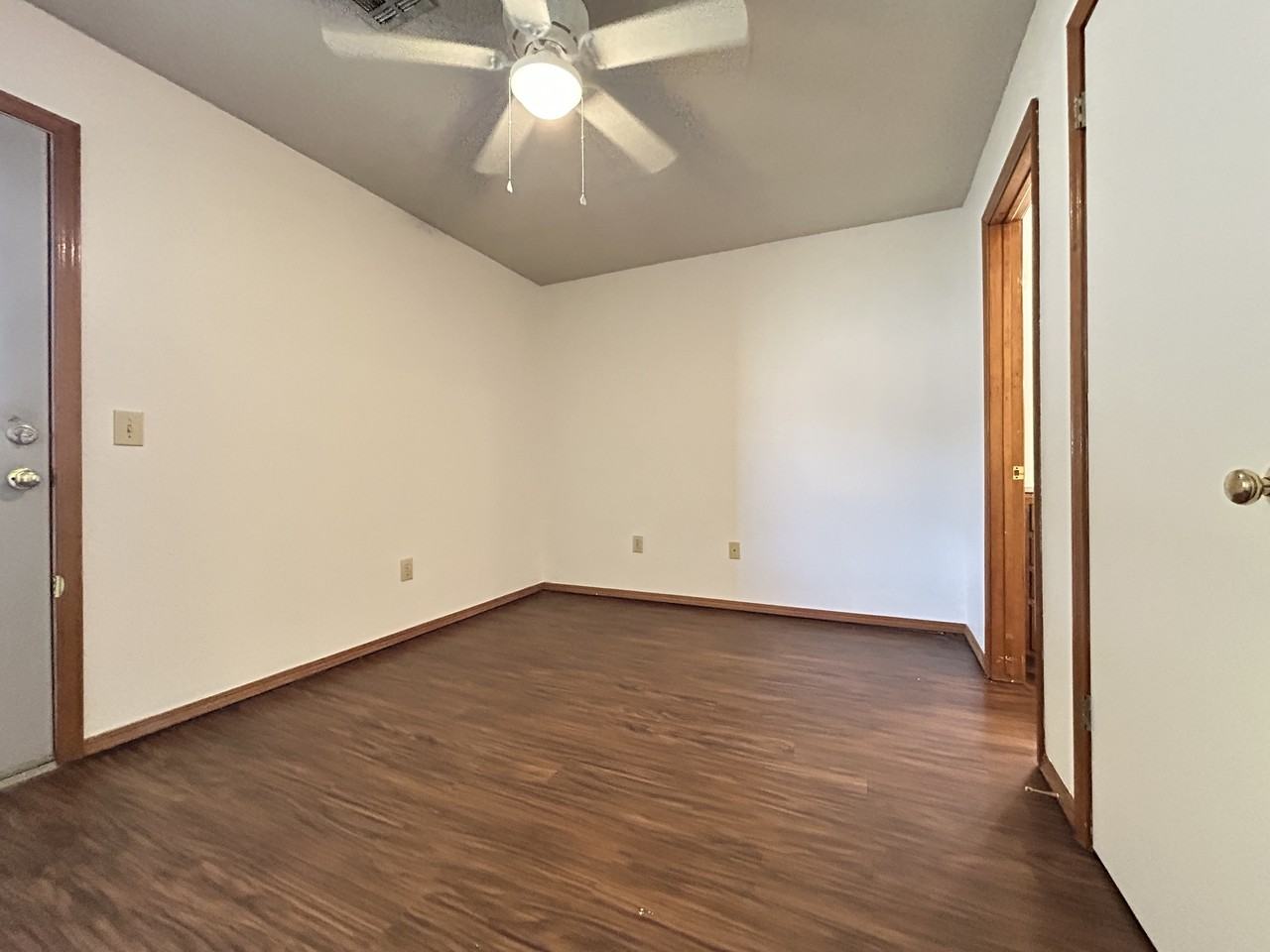 Encore Apartments - Photo 5 of 11