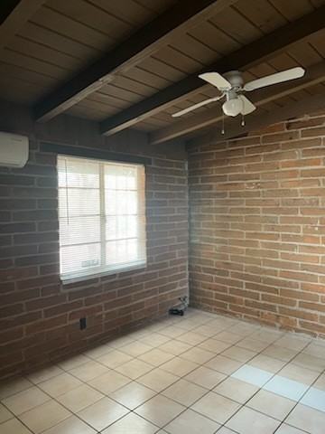 1576 // 2541 East Elm Street #4 - Photo 5 of 7