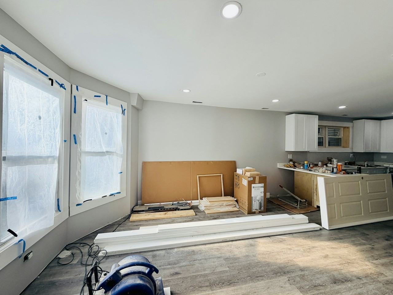 1742 North Saint Louis Avenue, Unit 1 - Photo 3 of 10
