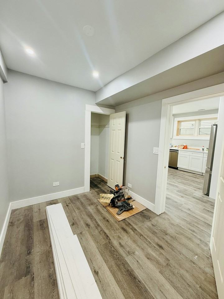 1742 North Saint Louis Avenue, Unit 1 - Photo 5 of 10