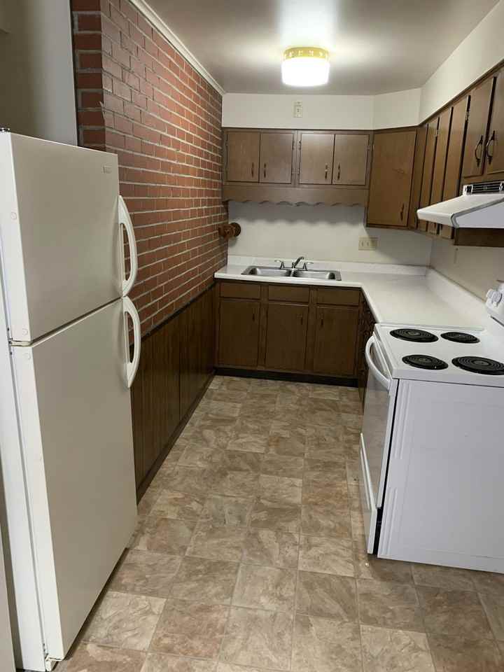 1491 East Maiden Street, Unit 3 - Photo 3 of 8
