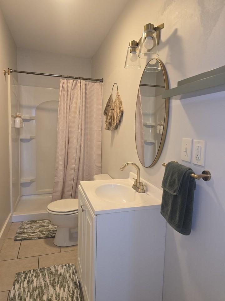 415 Humphreys Street - Photo 3 of 20