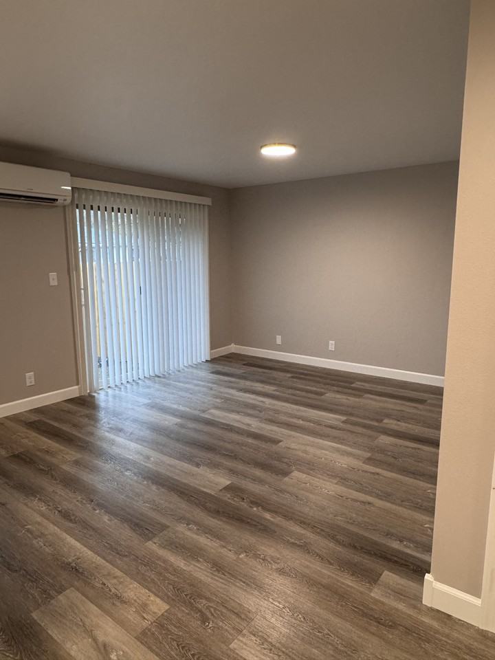 Bettis Wagoner Apts - Bldg 09 - Photo 4 of 11