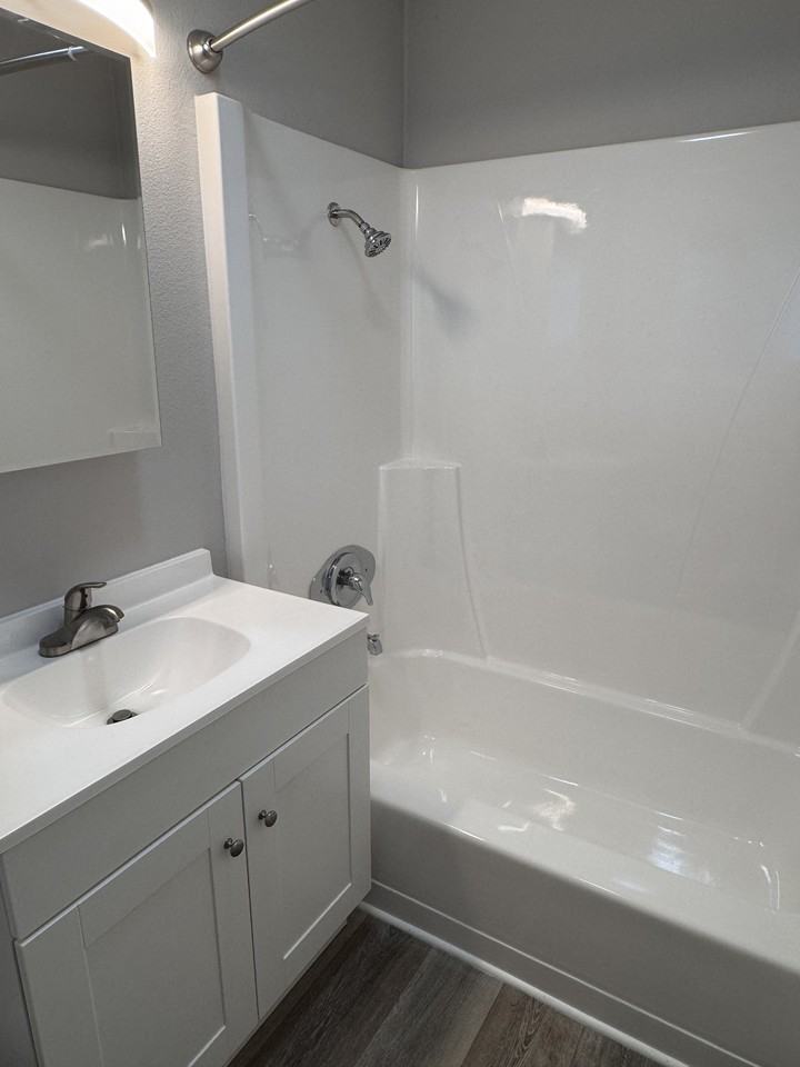 Bettis Wagoner Apts - Bldg 09 - Photo 7 of 11