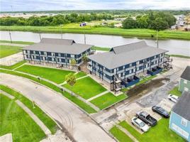 featured image of 4293 Lac Saint Pierre Dr