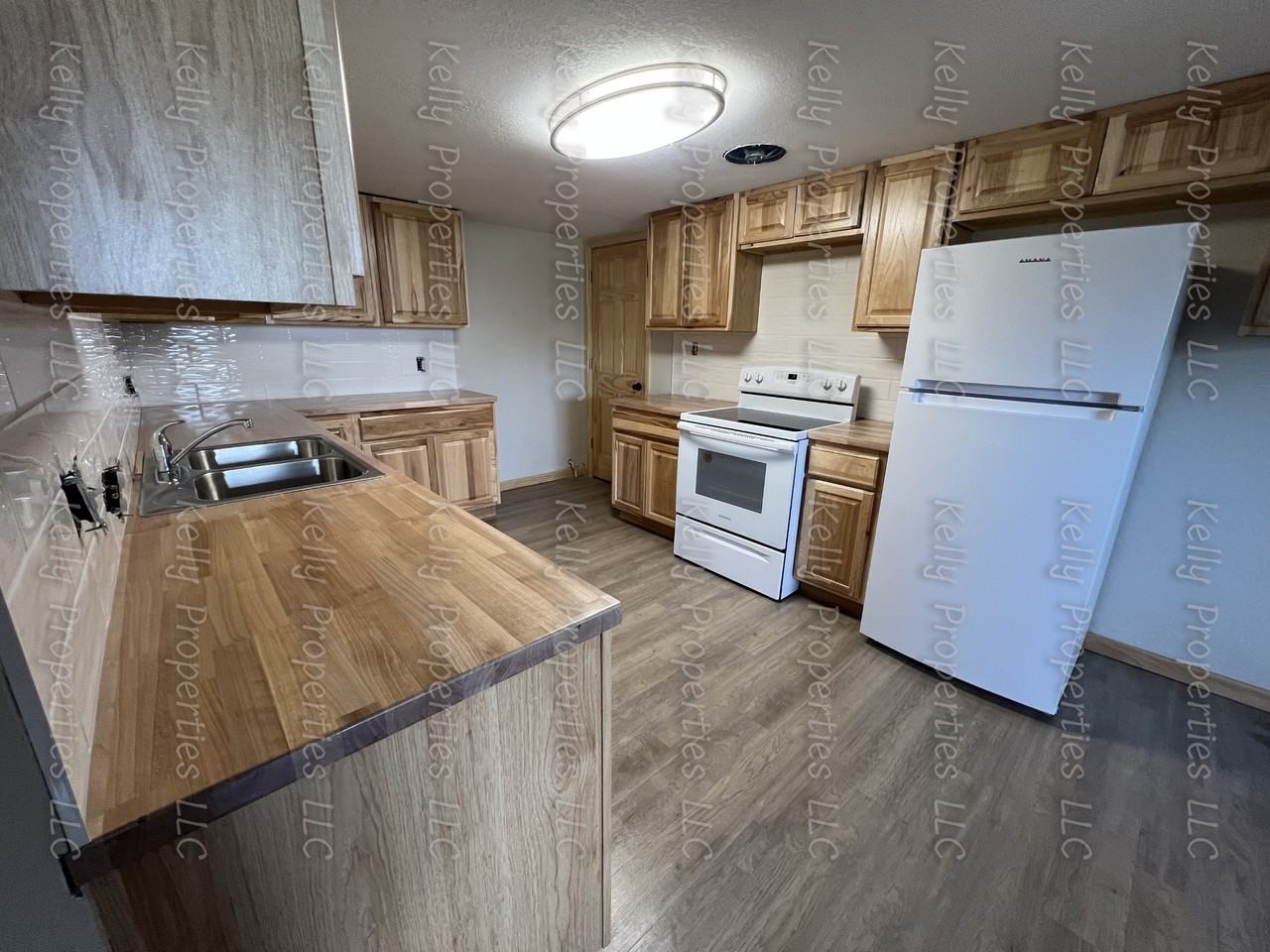 829 5th St SE Apt 7 - Photo 6 of 9