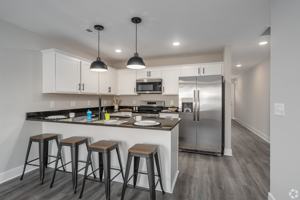 featured image of 1003 Lafayette Rd