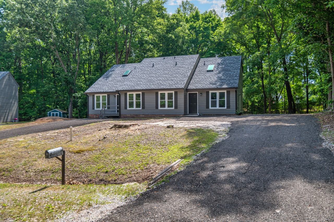 7311 John Elizabeth Place - Photo 3 of 44